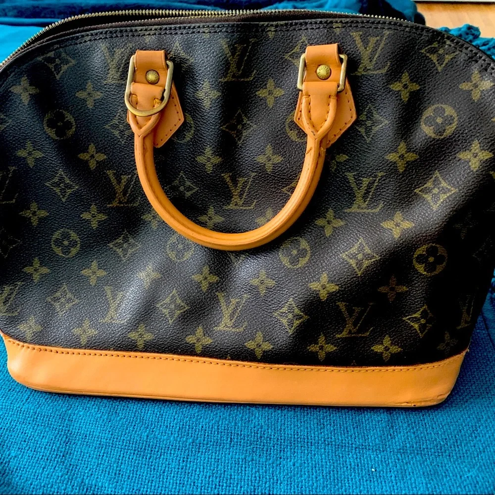 Louis Vuitton Alma PM Purse - Picture 1 of 3